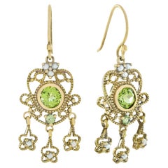 Boucles d'oreilles pendantes en or jaune 9K avec péridot naturel et perle de style vintage et floral