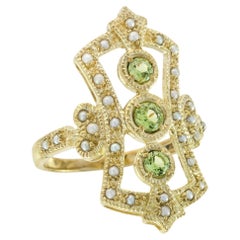 Peridoto Natural y Perla Estilo Vintage  Anillo Tres Piedras en Oro Amarillo de 9 K