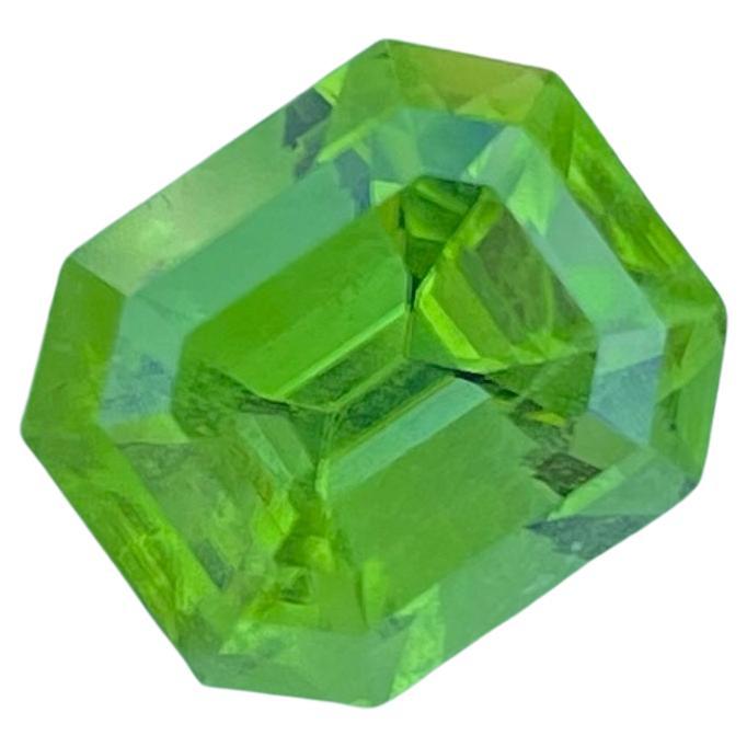 Péridot naturel du Pakistan de 5,43 carats Pierre de péridot Péridot pour la bijouterie en vente