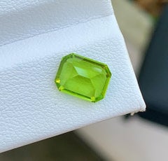 Natural Peridot Gemstone 2.34 Carat – Olive Green Loose Gemstone for Ring