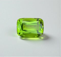 Natural Peridot Gemstone: 4.24 carat Cushion Cut Loose Stone, August Birthstone