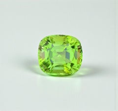 Natural Peridot Gemstone: 5.38 carat Cushion Cut Loose Stone, August Birthstone
