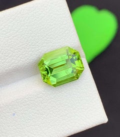 Natural Peridot Gemstones: 3.60 Carat Emerald Cut Peridot From Pakistan