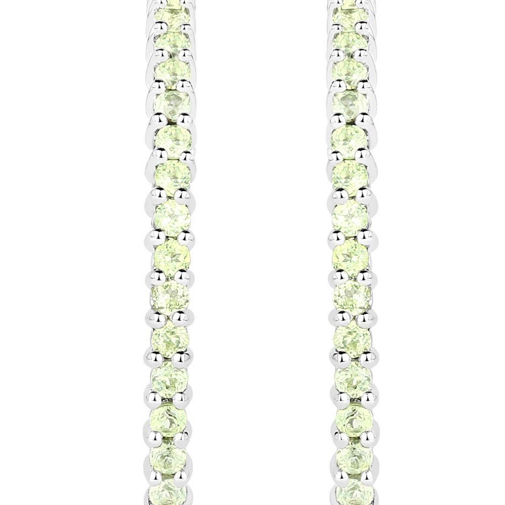 Taglio rotondo Natural Peridot Hoop Earrings Total 3.50 Carats Rhodium Plated Silver in vendita