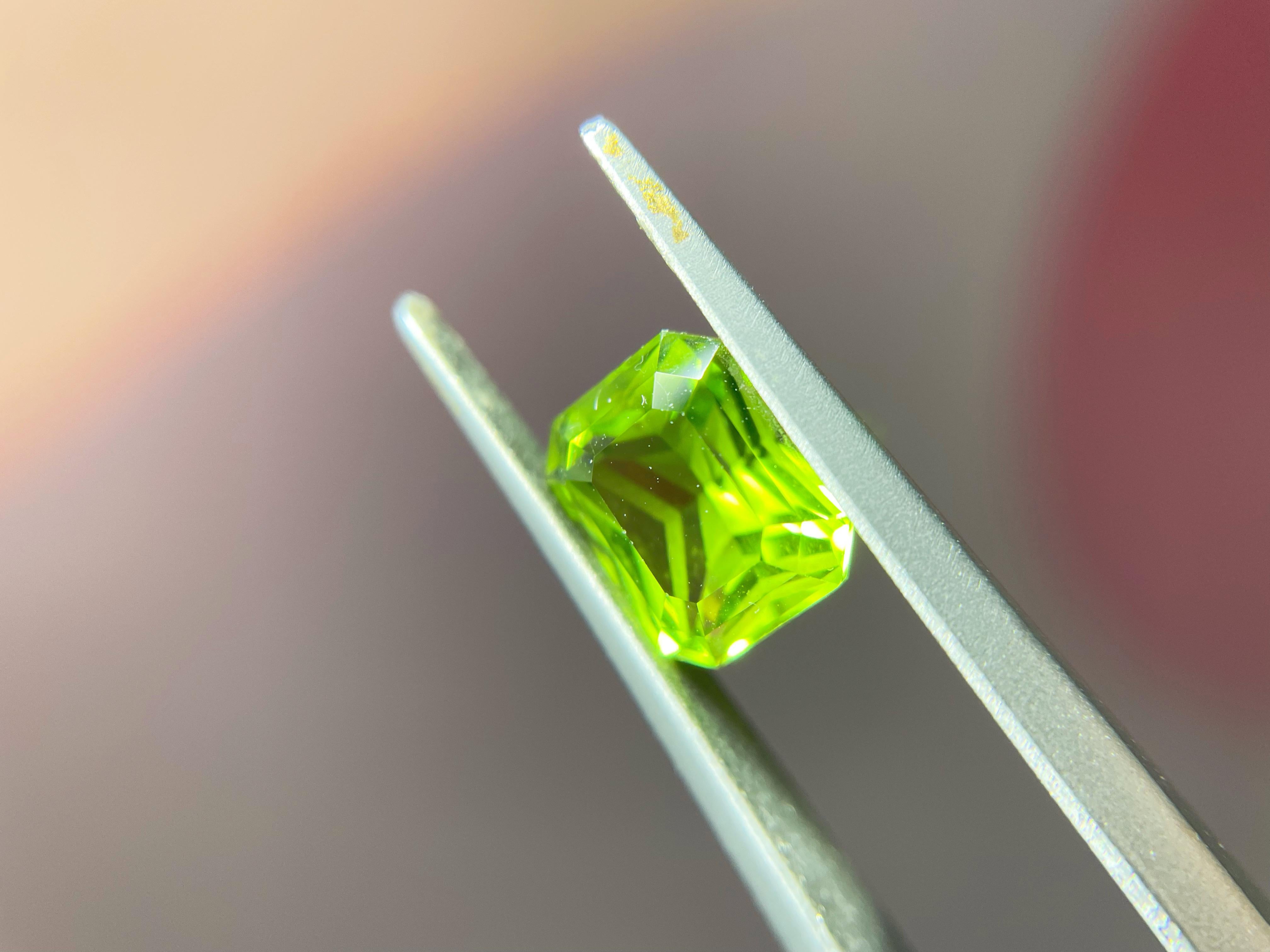 Asscher Cut Natural Peridot Loose Stone - Special Cut Lime Green Gem from Pakistan, 2.215 Ct For Sale