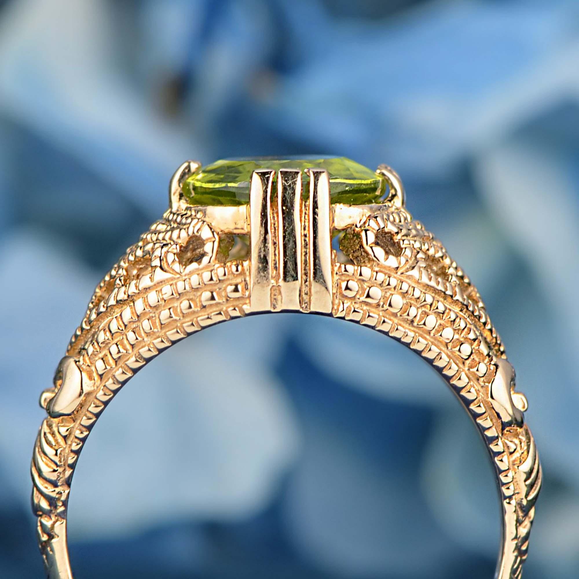 For Sale:  Natural Peridot Vintage Style Filigree Cocktail Ring in 9K Yellow Gold 5