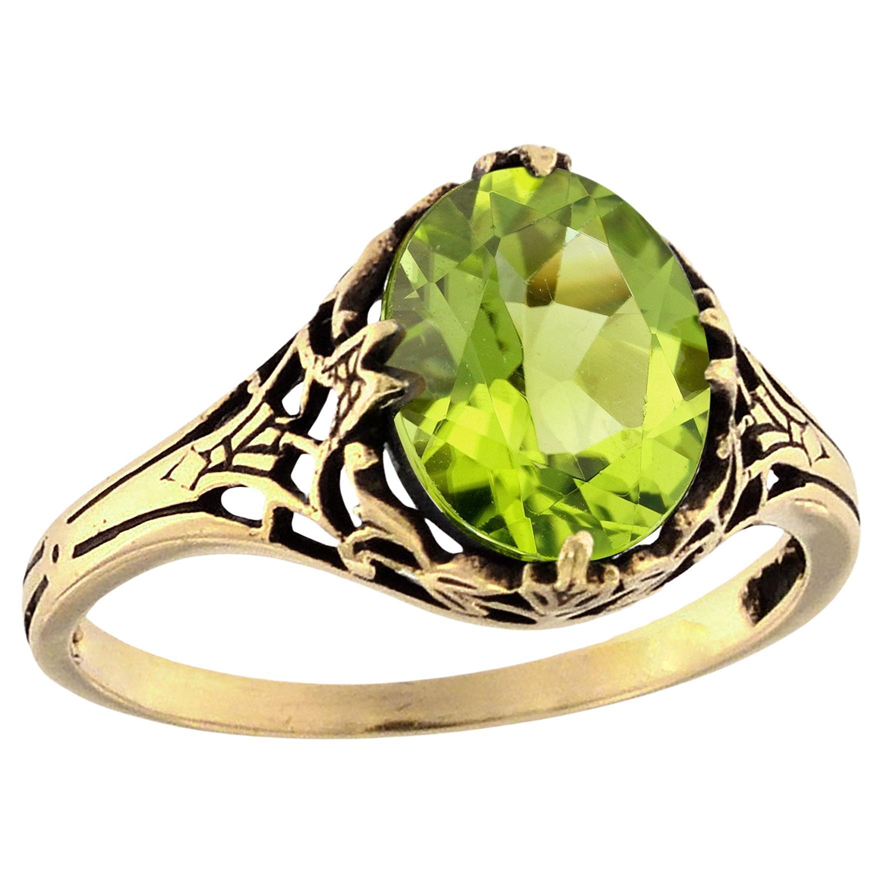 Natural Peridot Vintage Style Filigree Solitaire Ring in Solid 9K Yellow Gold For Sale