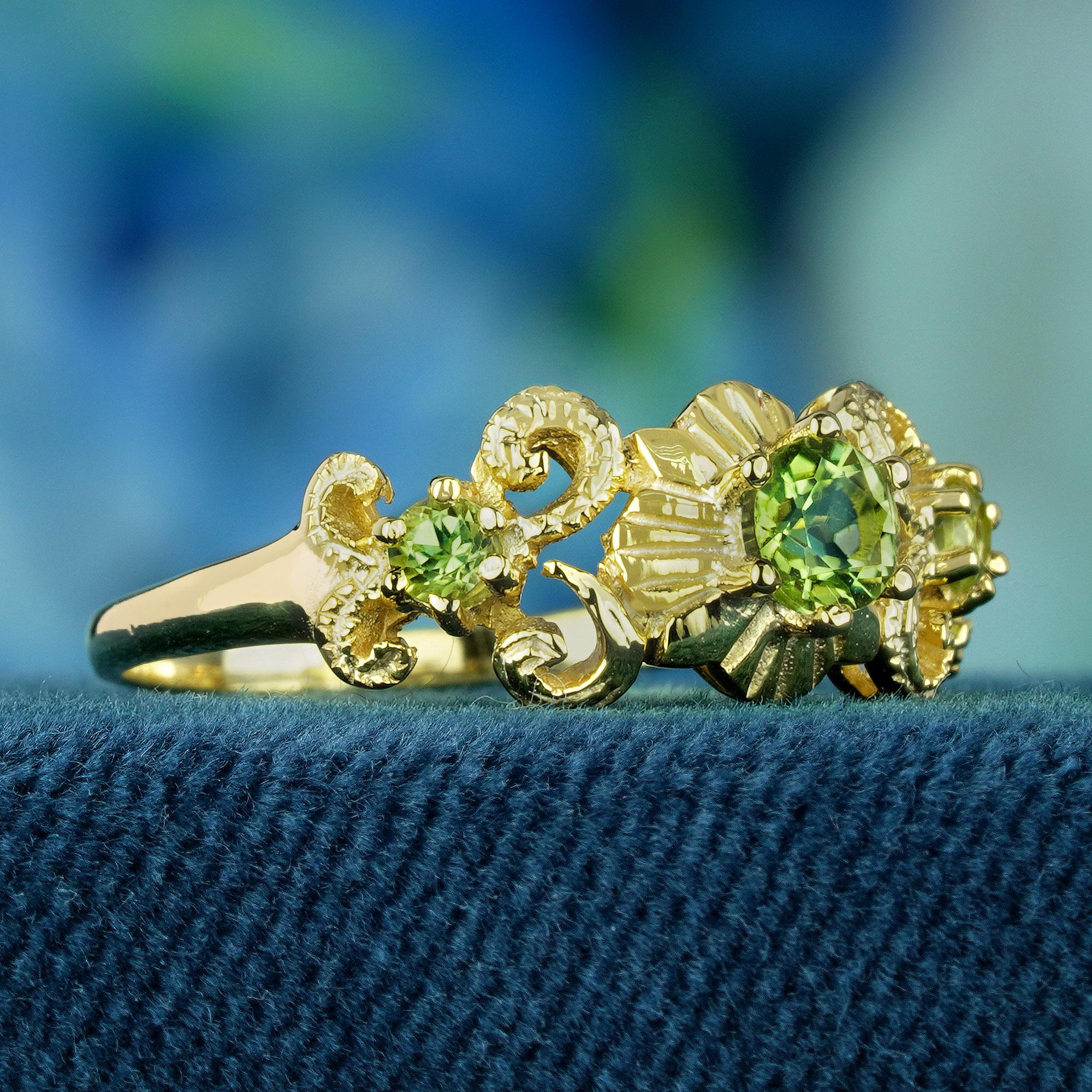 Edwardian Natural Peridot Vintage Style Ring in Solid 9K Yellow Gold For Sale
