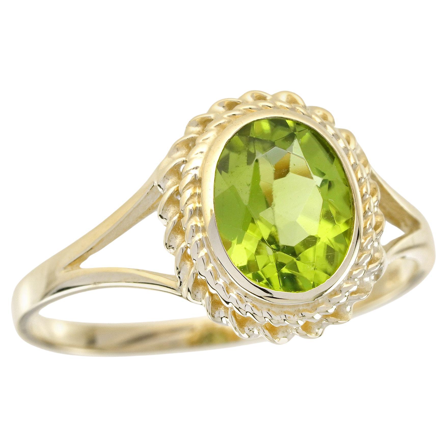 Natural Peridot Vintage Style Rope Ring in Solid 9K Yellow Gold