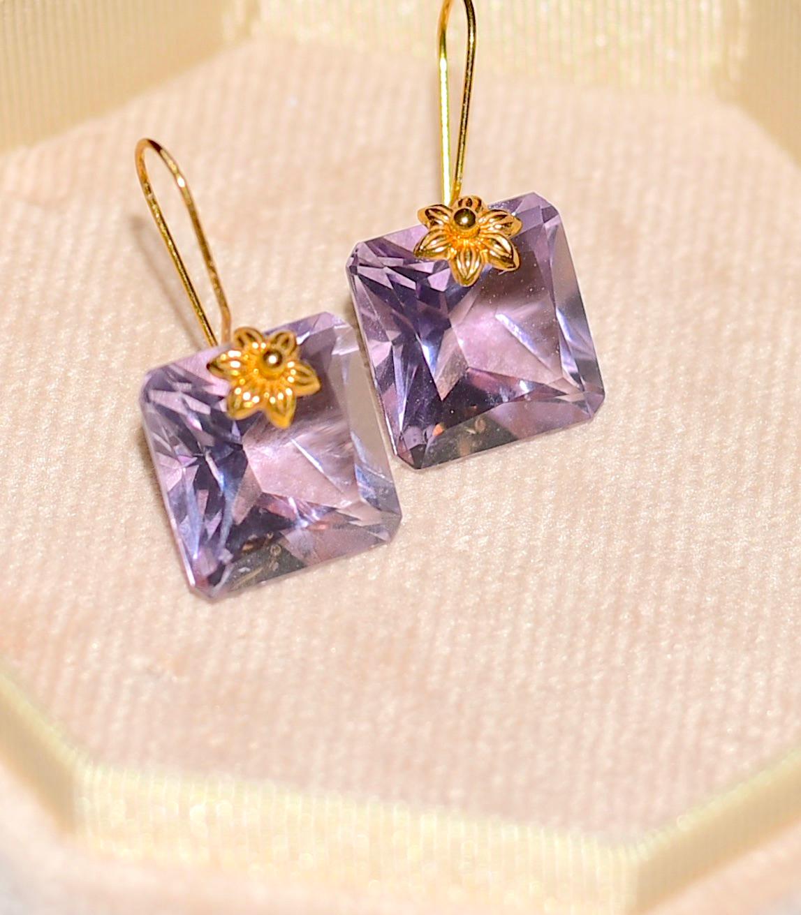 Natural Pink Amethyst in 18K Solid Yellow Gold 2