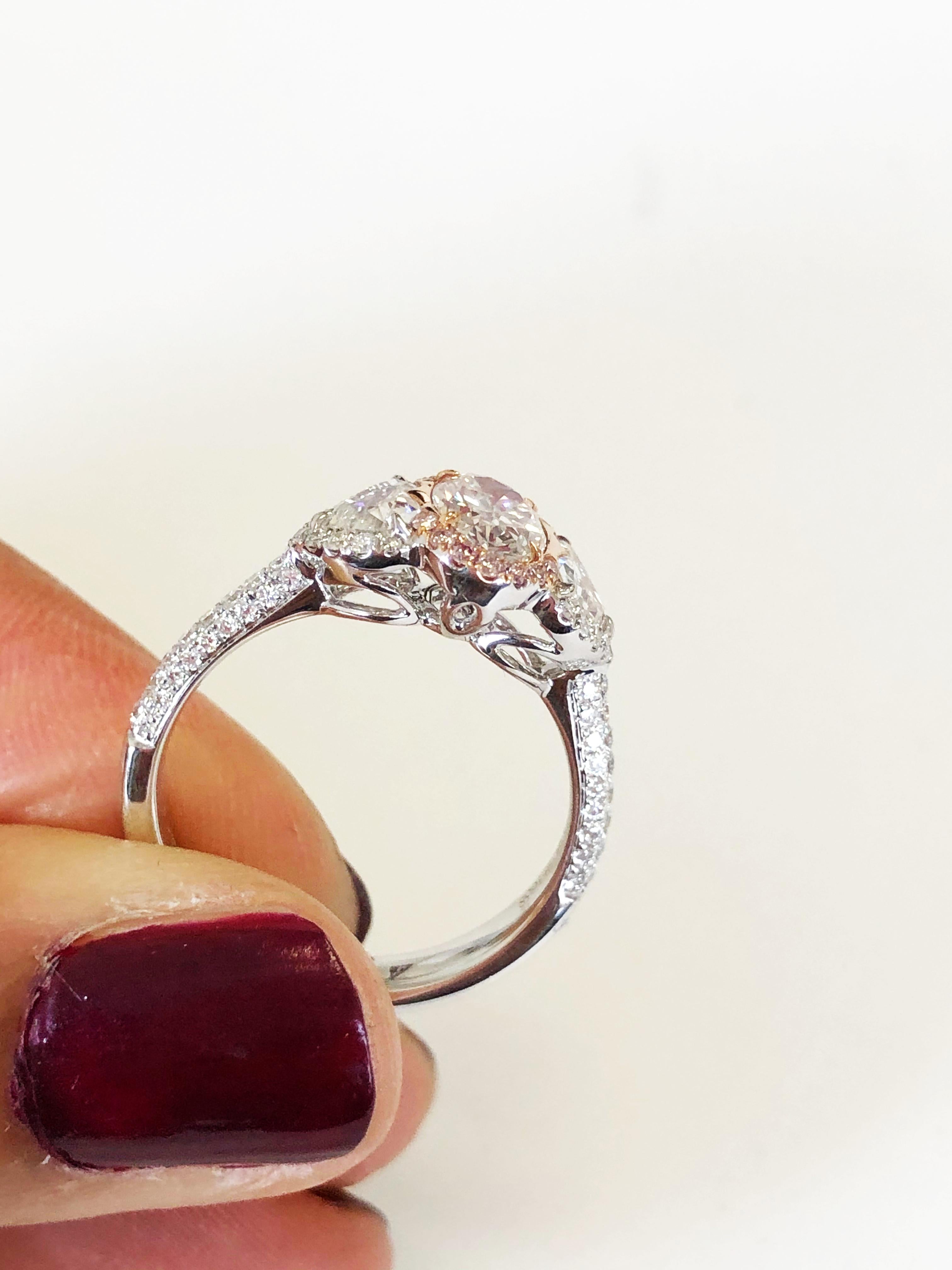 Natural Pink and White Diamond Cocktail Ring in 18 Karat White Gold In New Condition In Los Angeles, CA