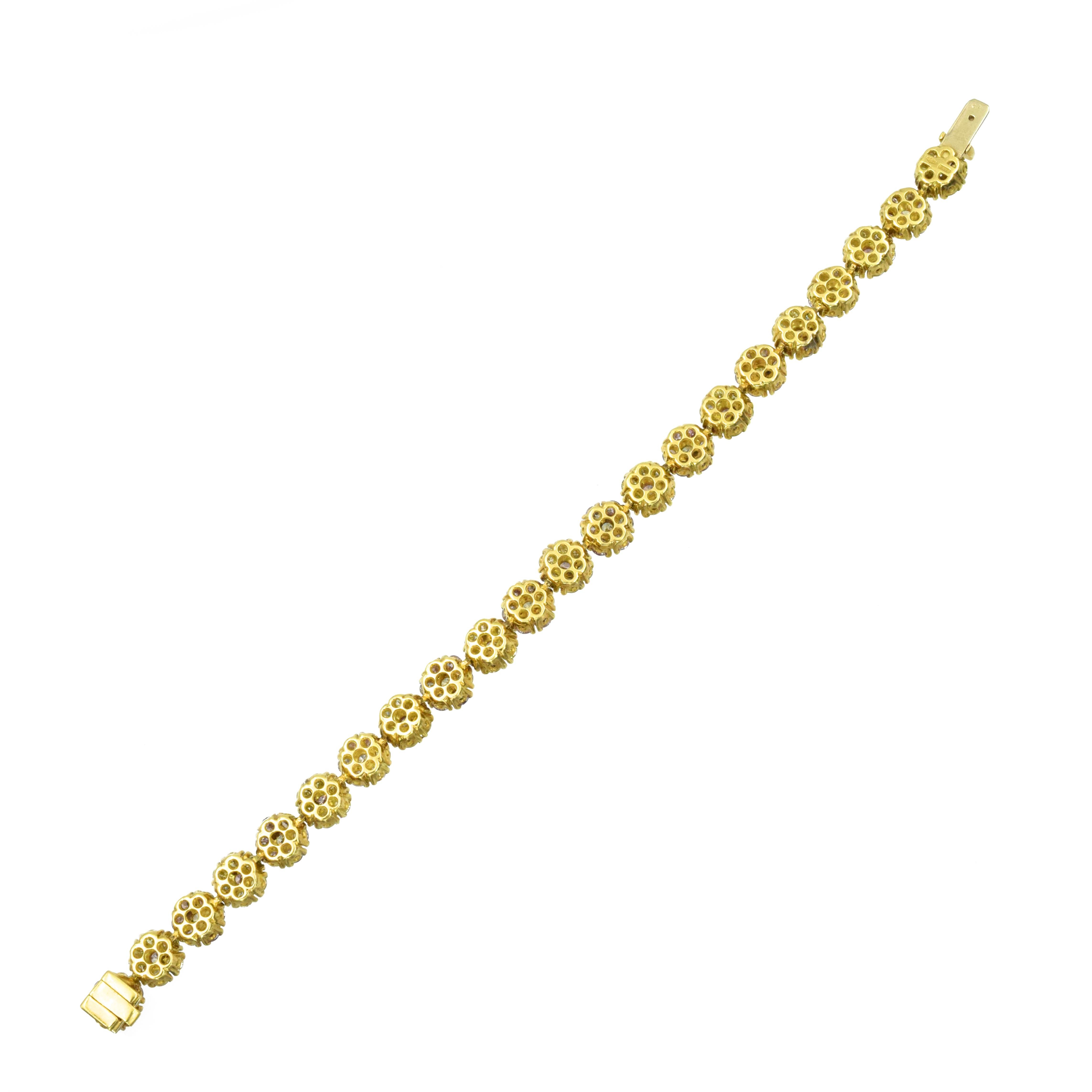 Natural Pink and Yellow Colored Diamond Floret Bracelet In Excellent Condition For Sale In New York, NY