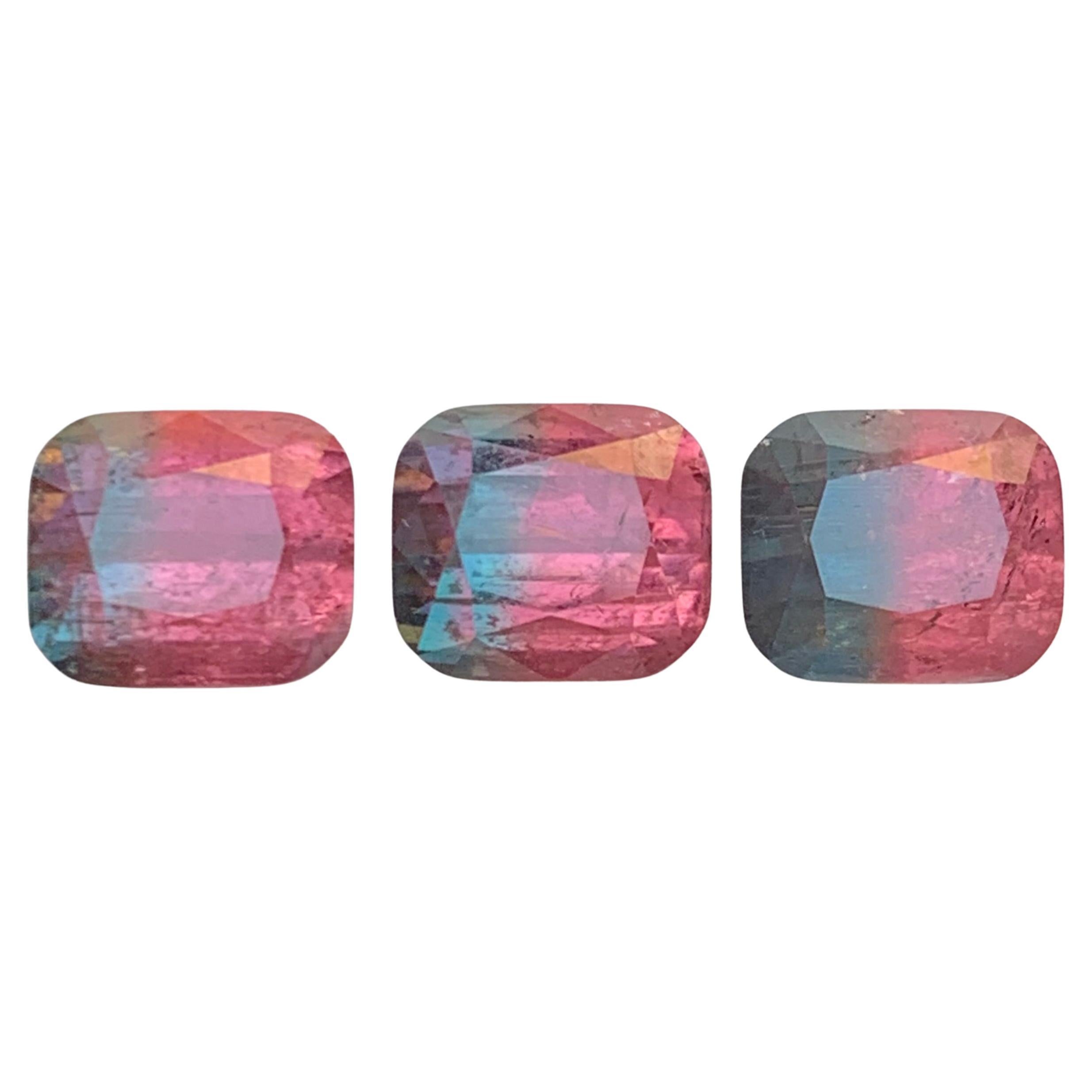 Natürlicher rosa 
blauer zweifarbiger Turmalin 8.72 Ct Cushion-Schliff Loser Edelstein-Paket im Angebot
