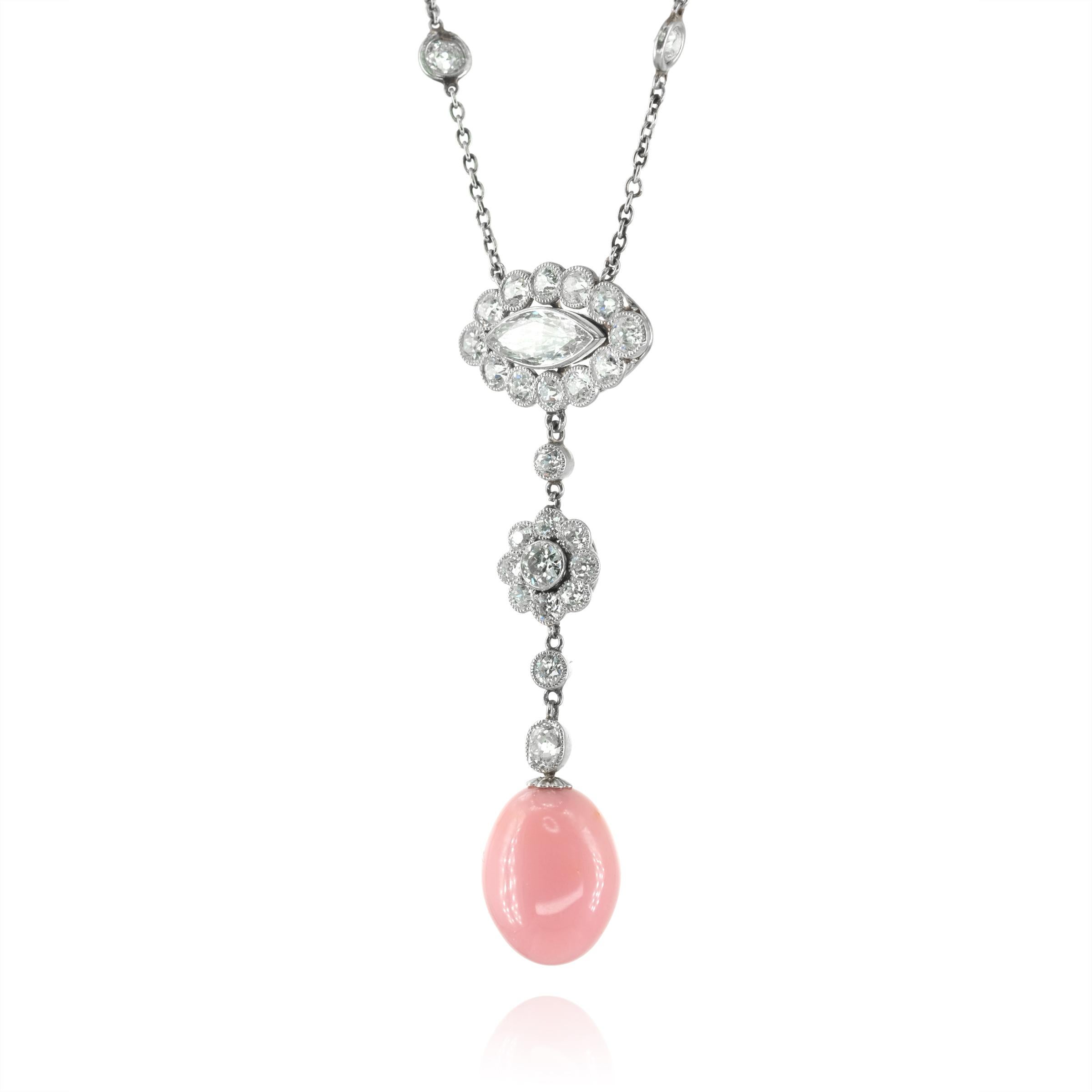 Pendentif en platine avec perle conque rose naturelle de 12,98 carats et diamants / rapport GIA Neuf - En vente à Los Angeles, CA