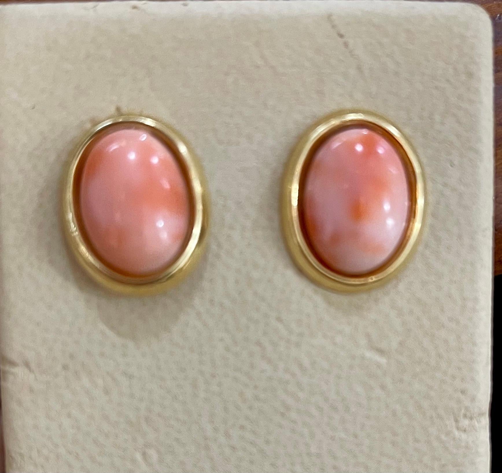 Women's Natural Pink Coral Simple Stud Earring in 14 Karat Yellow Gold For Sale