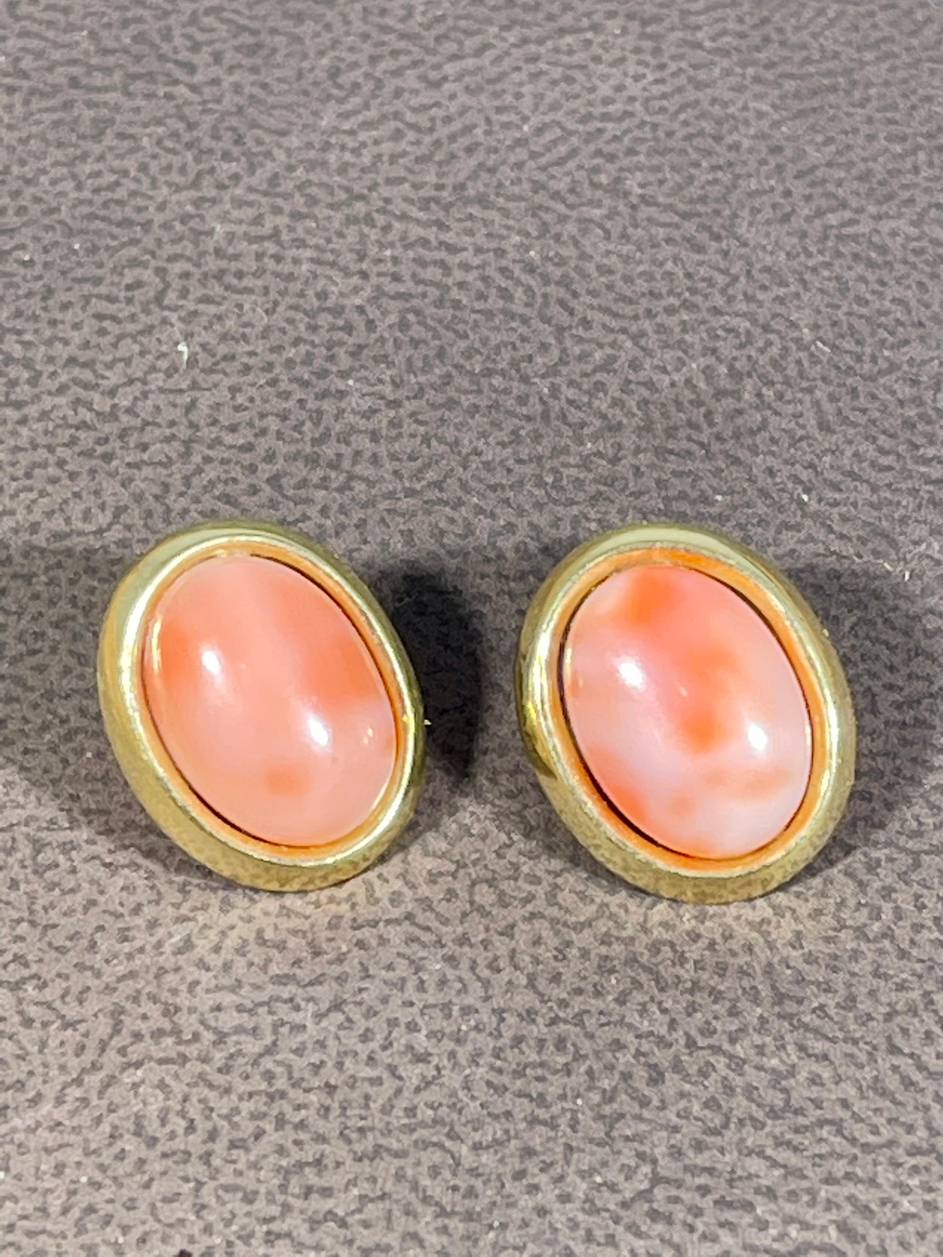 Natural Pink Coral Simple Stud Earring in 14 Karat Yellow Gold For Sale 1