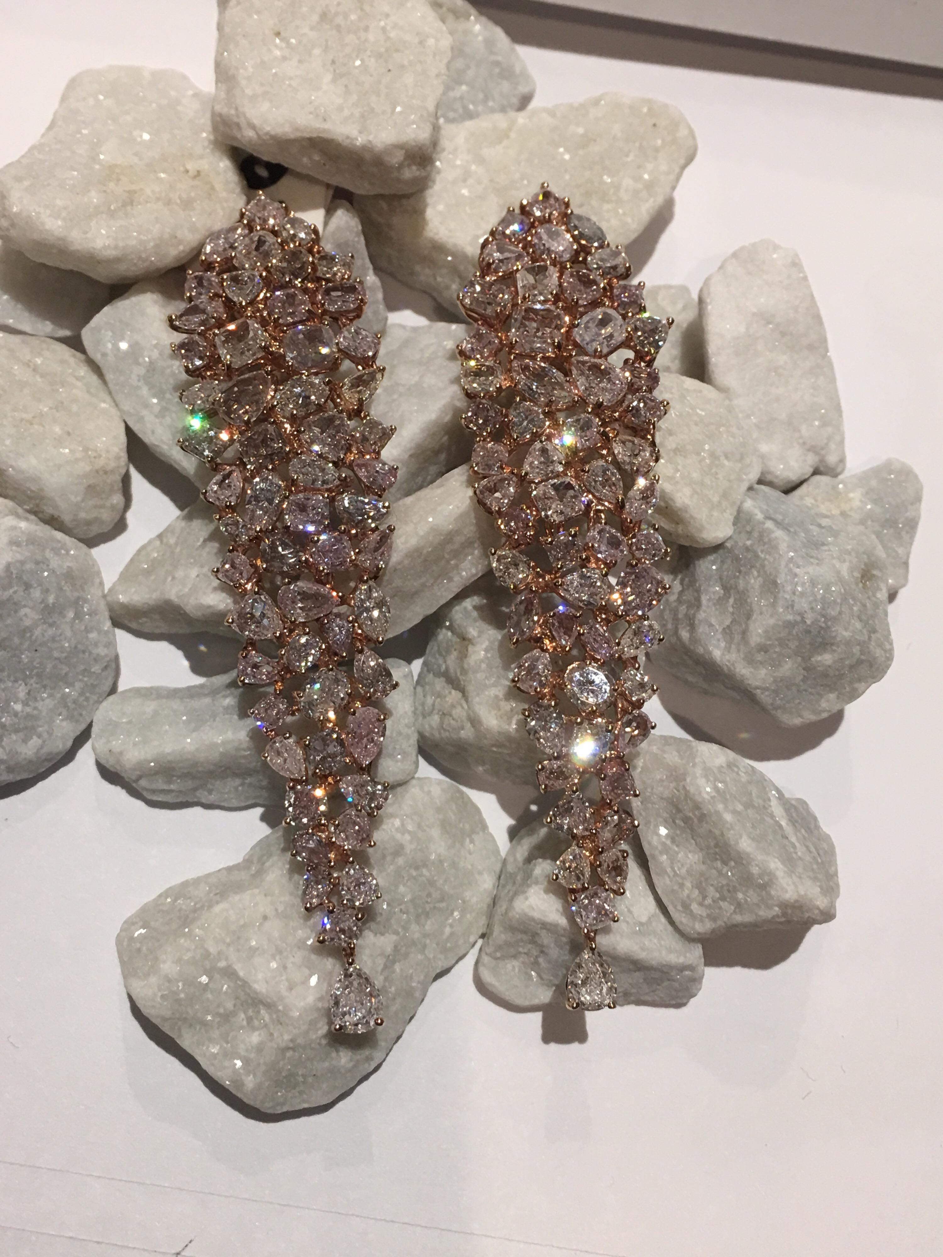 Natural Pink Diamonds Earrings Set in Pink Gold In New Condition In Trumbull, CT