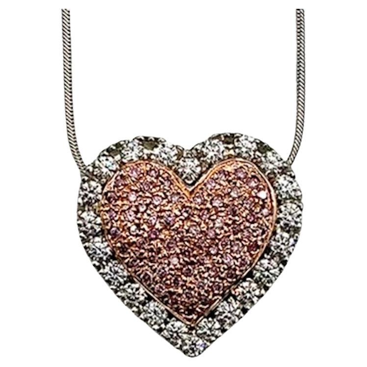 Pendentif en forme de coeur en diamants roses naturels