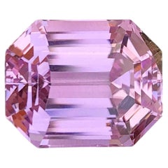 Kunzite rose naturelle : 36.60 Carat Pierre de naissance du mois de novembre à facettes