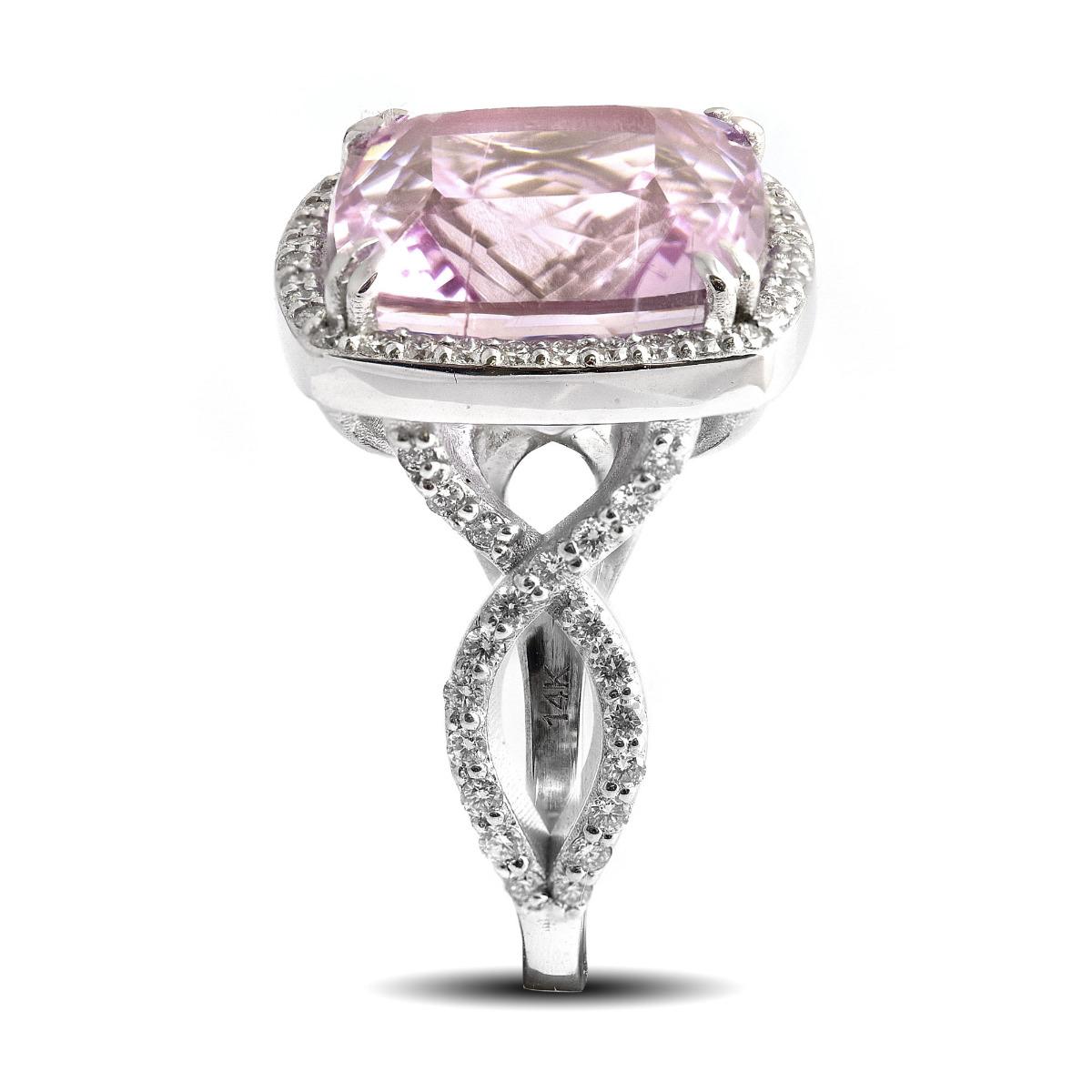 Natural Pink Kunzite Stone 14.01 carats set in 14K White Gold Ring with Diamonds In New Condition For Sale In Los Angeles, CA