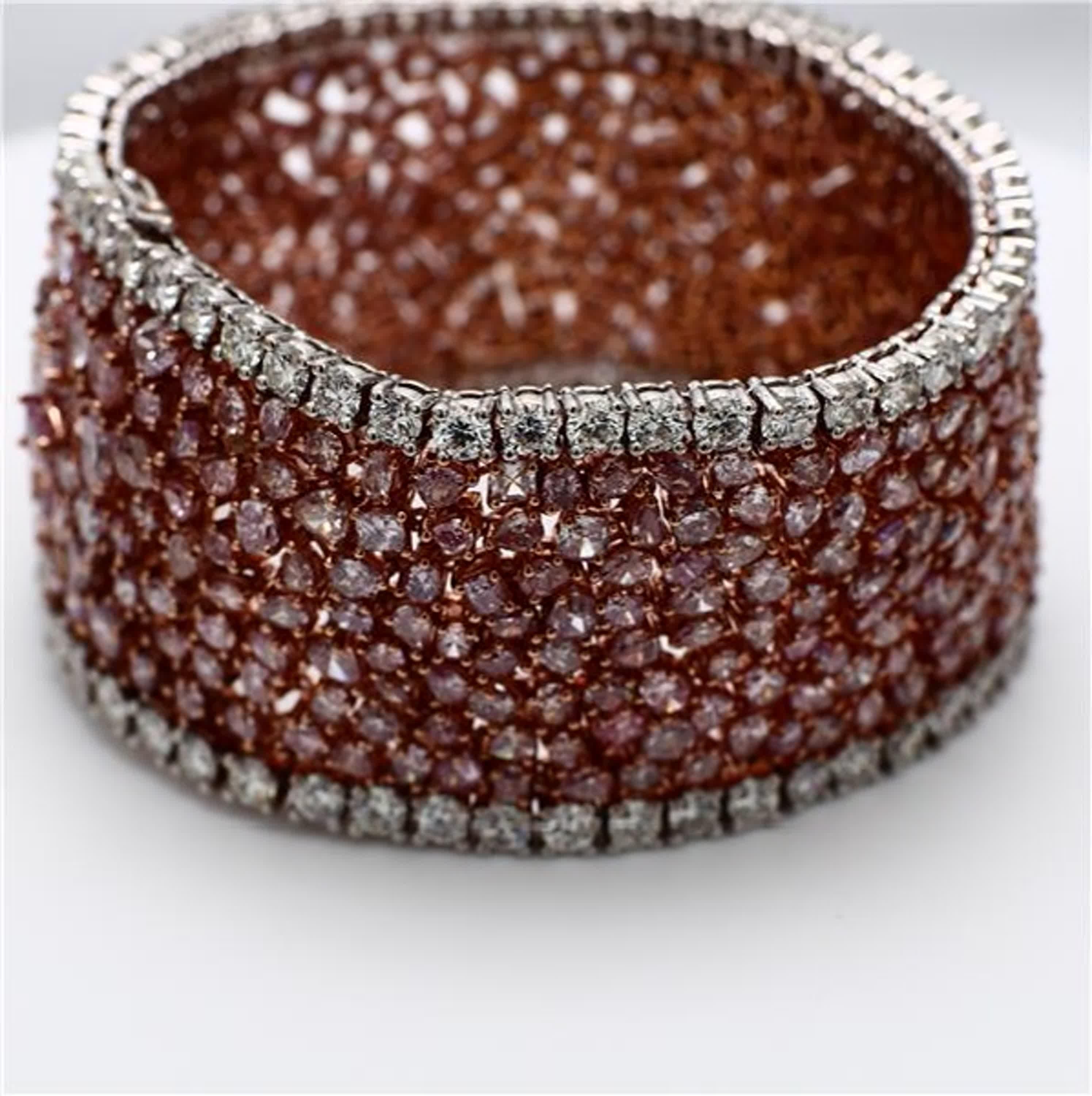 Bracelet tennis en platine avec diamants roses naturels et blancs de 55,16 carats poids total Neuf - En vente à New York, NY