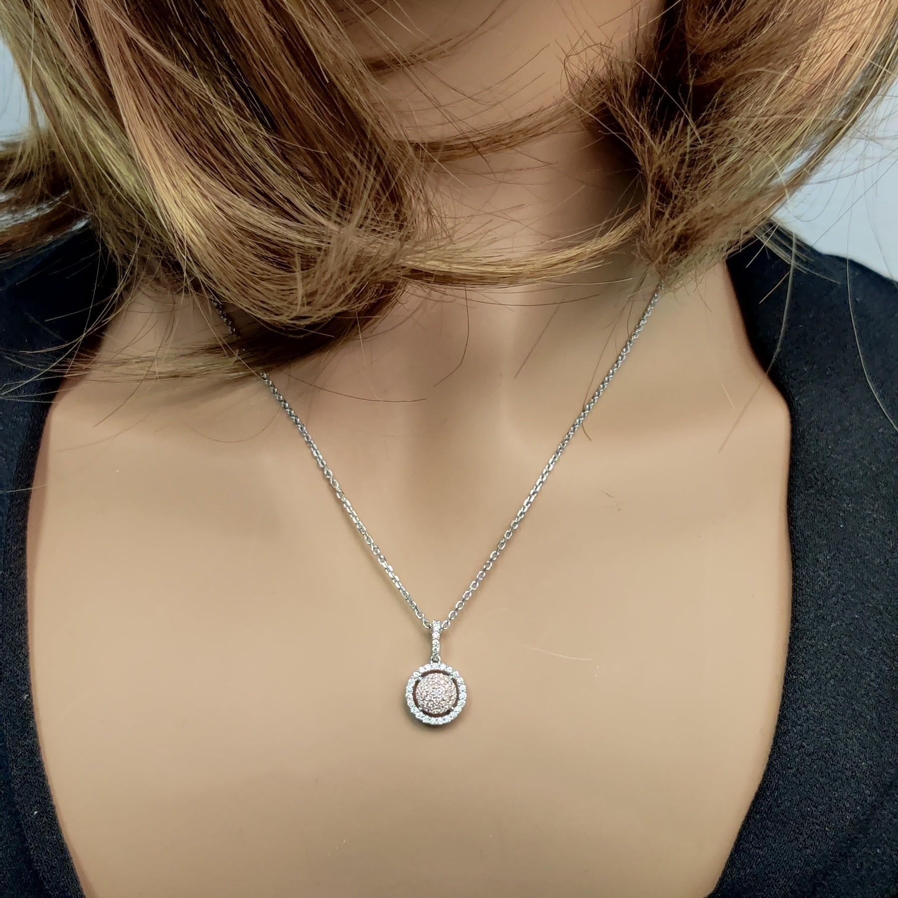 Pendentif en or rose naturel avec diamants ronds de 0.33 carat poids total Neuf - En vente à New York, NY