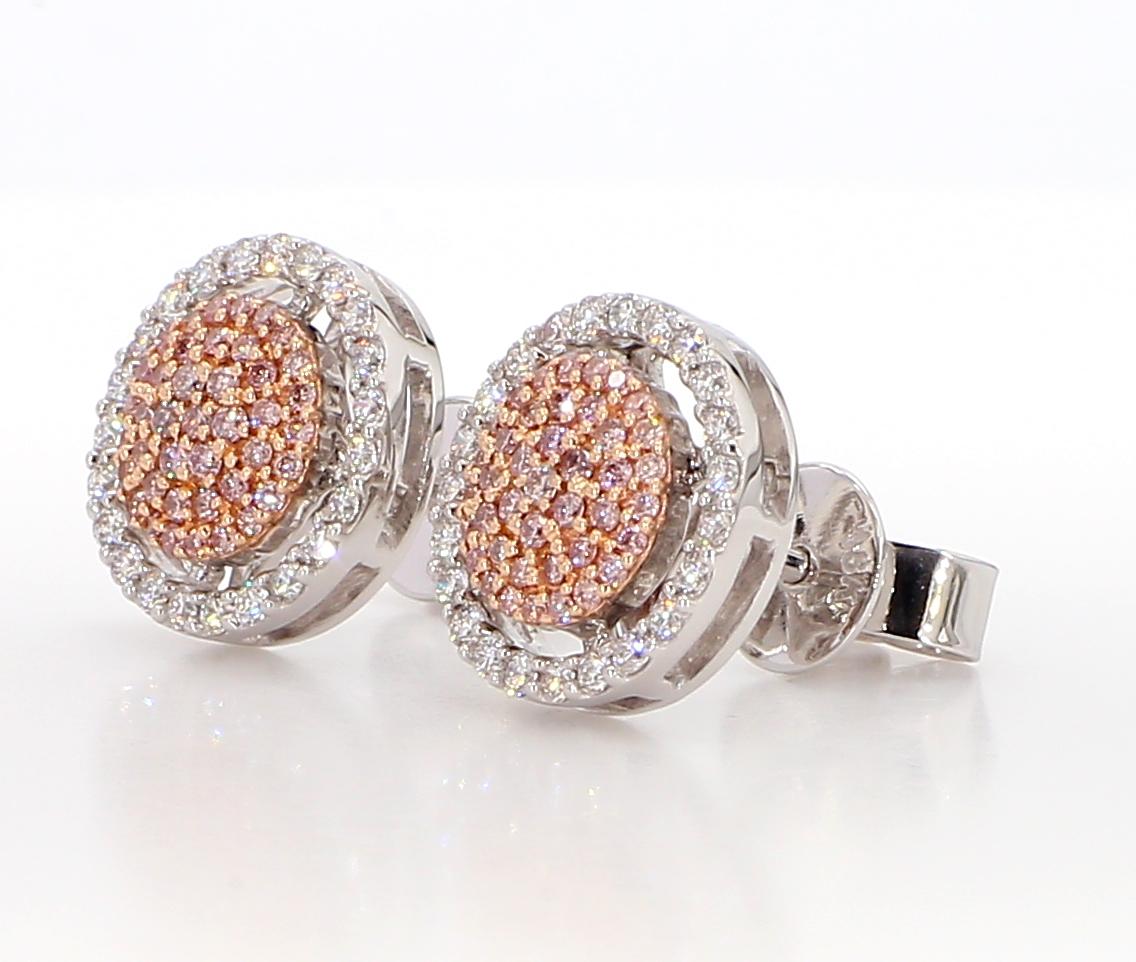 Contemporaneo Orecchini con diamante rotondo Pink Diamond 0,57 carati TW in oro in vendita