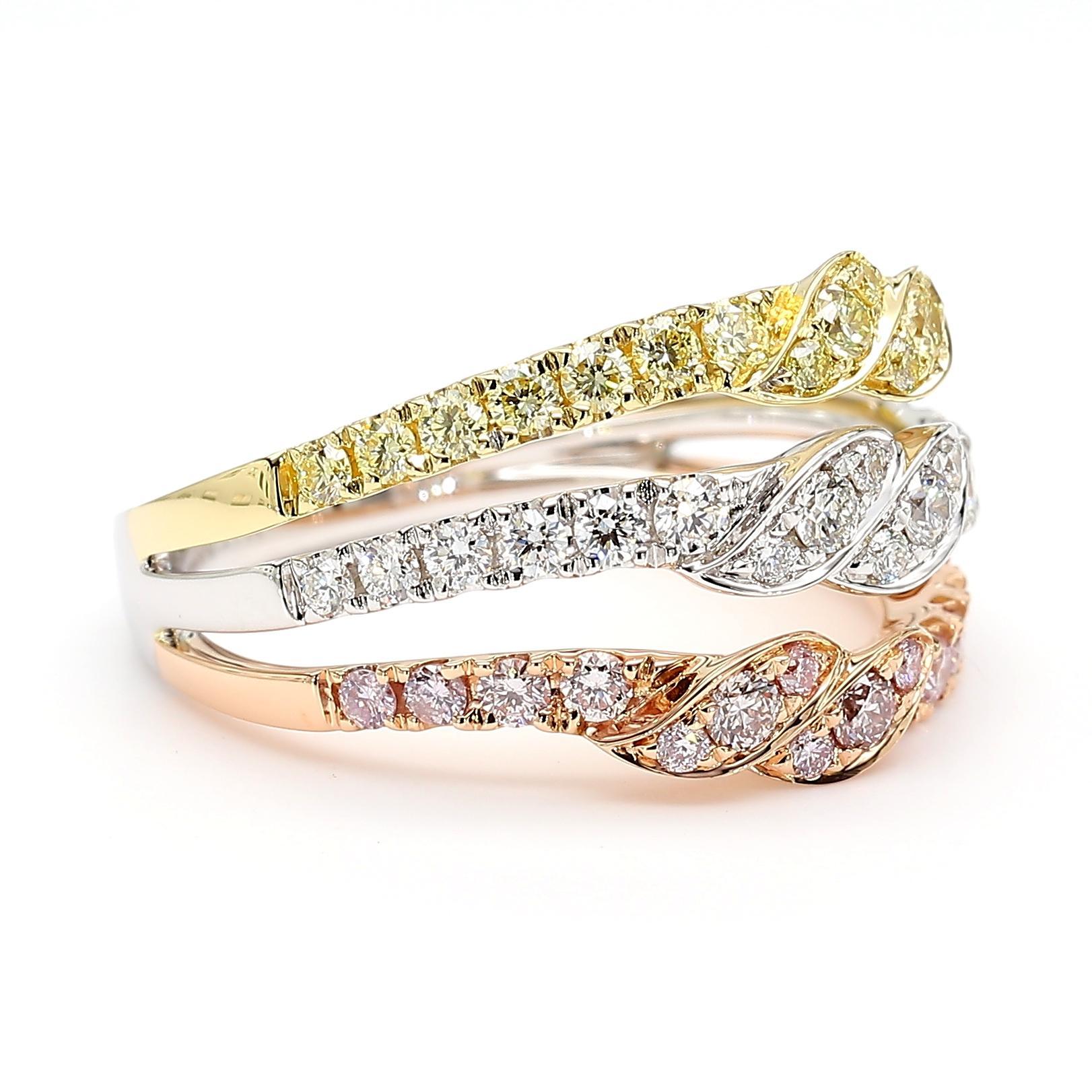 Taglio rotondo Natural Pink Round Diamond 0.95 Carat TW Gold Cocktail Ring in vendita