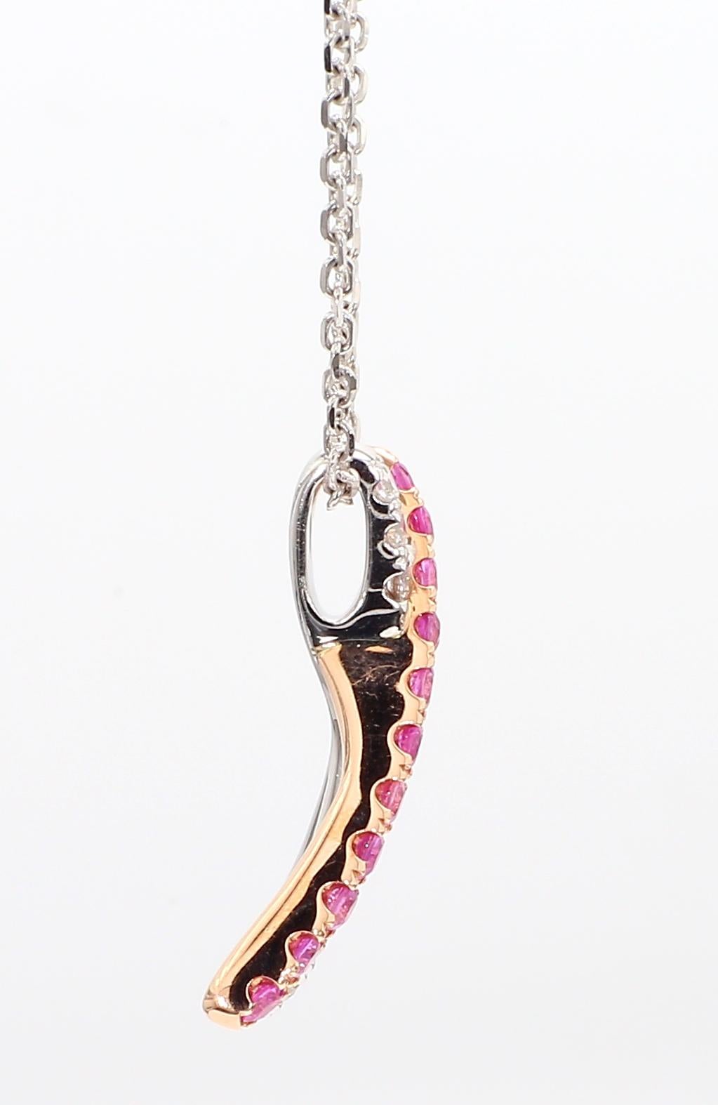 Pendentif en or rose avec saphir rond rose naturel et diamant blanc de 65 carat TW en vente 4