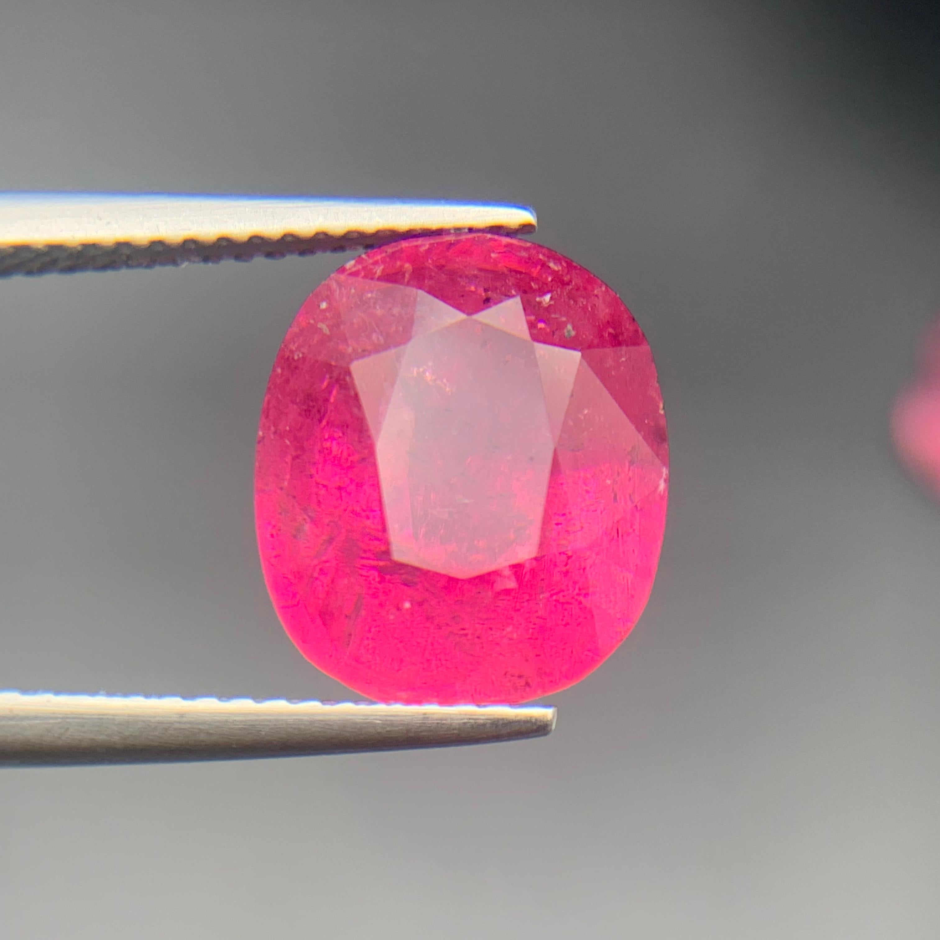 Tormalina Rubellite Rosa Naturale 7,22 Ct Taglio Ovale Gemma Sciolta per Anello Jewell in vendita 6