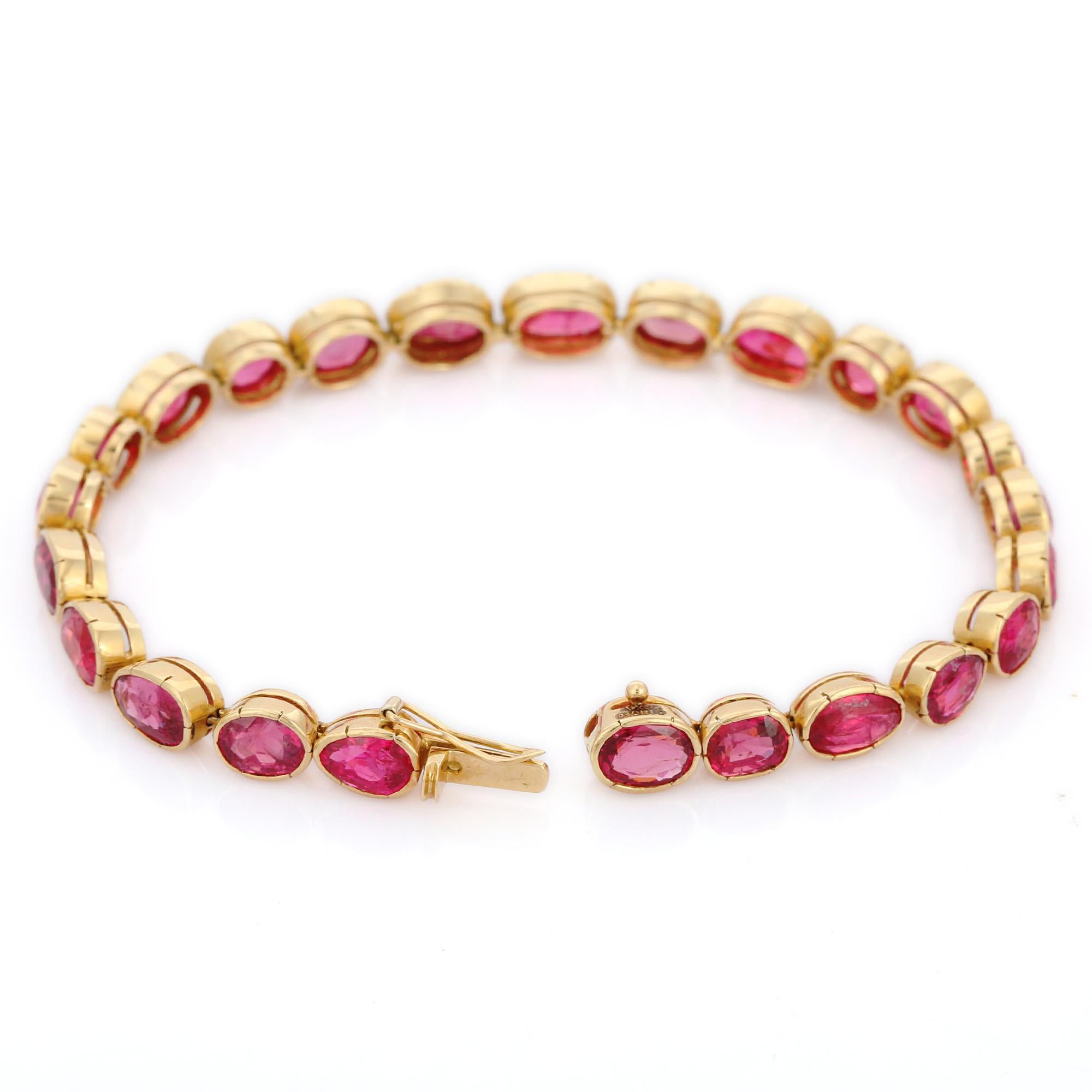 Pulsera de rubí rosa natural en oro amarillo de 18 quilates en Nuevo estado para la venta en New York, NY
