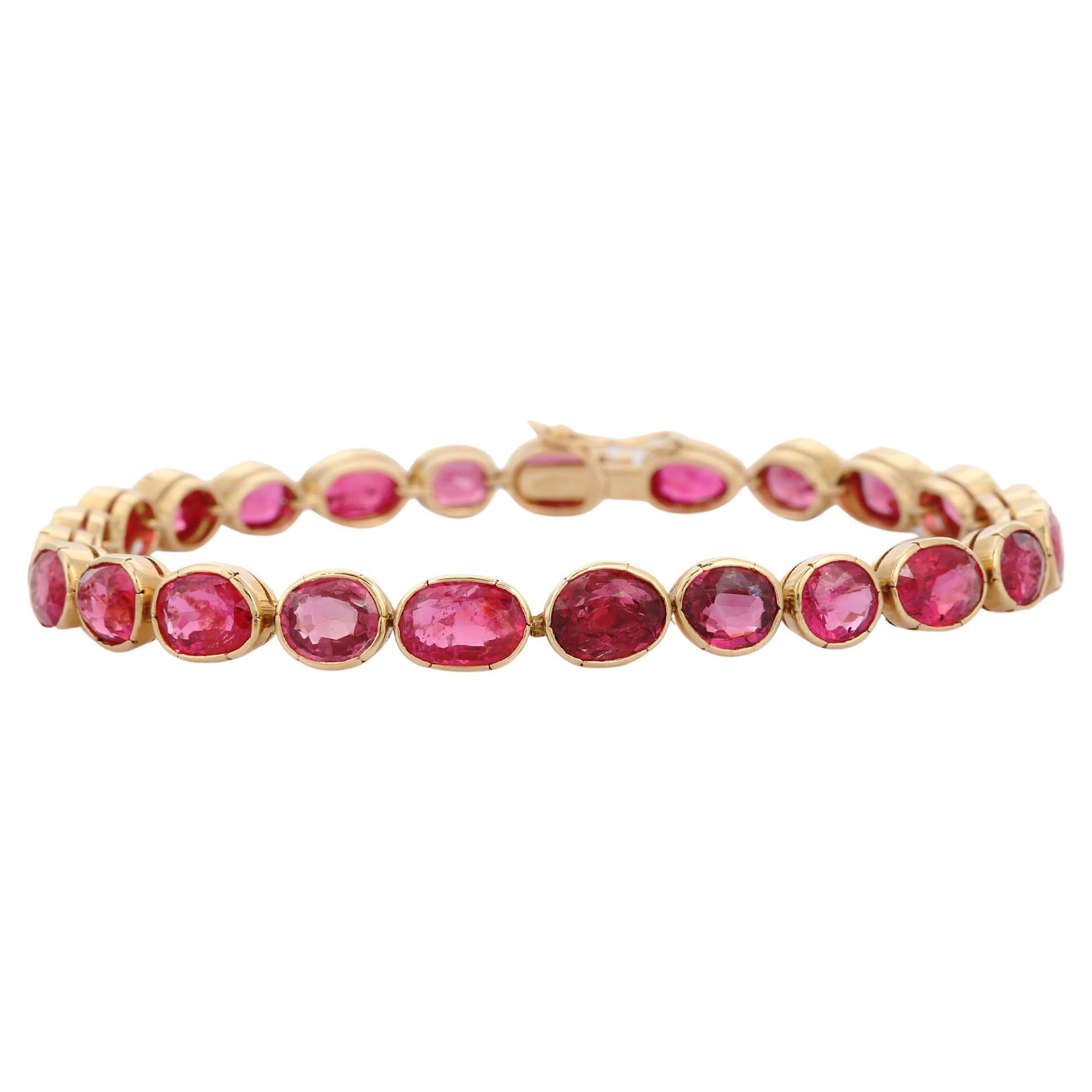 Armband mit natürlichem rosa Rubin aus 18 Karat Gelbgold