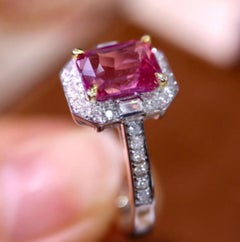 Natural Pink sapphire 2.13cts & Diamond 0.21cts Ring in 14k Gold