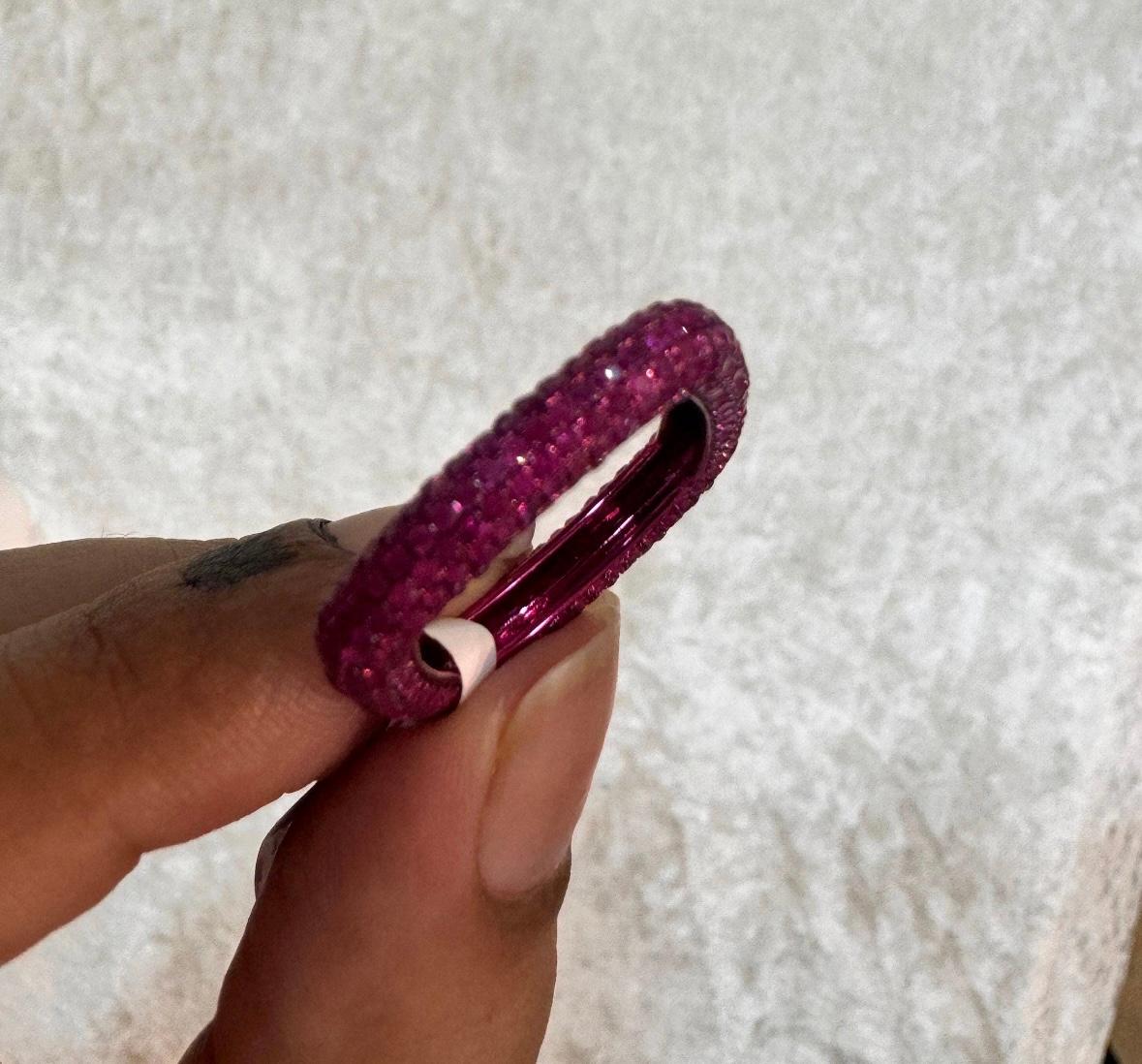 Ring aus 18 Karat Gold mit natürlichem rosa Saphir von 3,41 Karat im Angebot 2