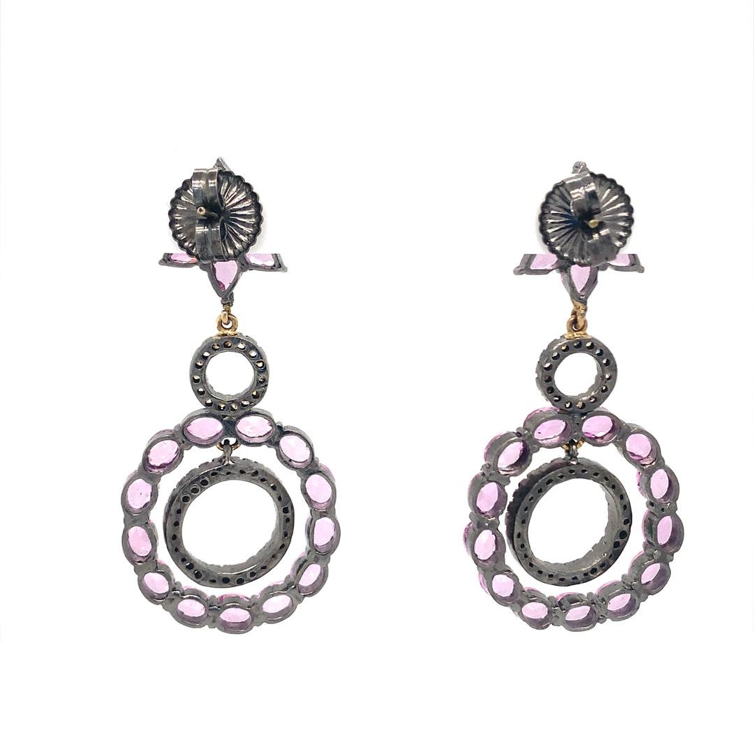 Orecchino con zaffiro rosa naturale e diamante in argento In condizioni Nuovo in vendita a New York, NY