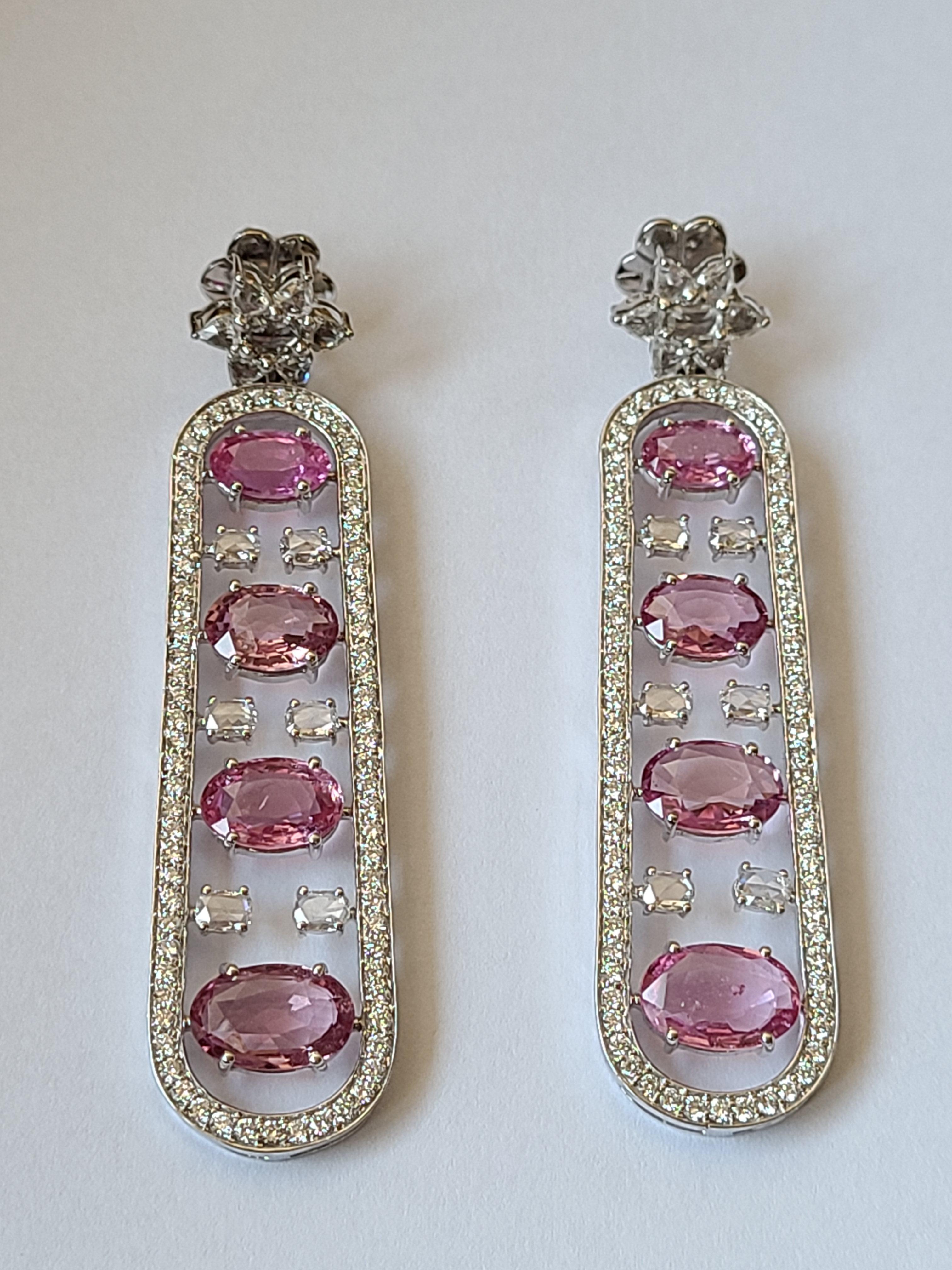 Natural Pink Sapphire and Diamond Earrings Set in 18 Karat Gold In New Condition In Hong Kong, HK