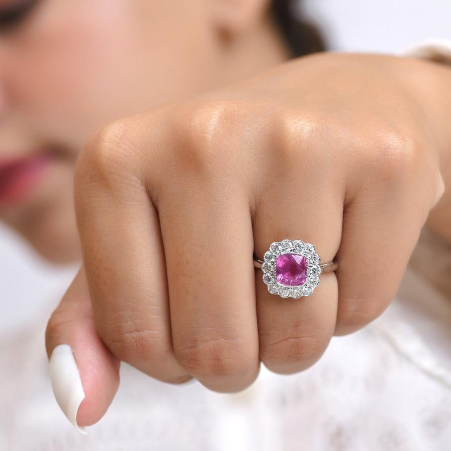 Anello con zaffiro rosa naturale e diamante asscher in oro 18 carati in vendita 1