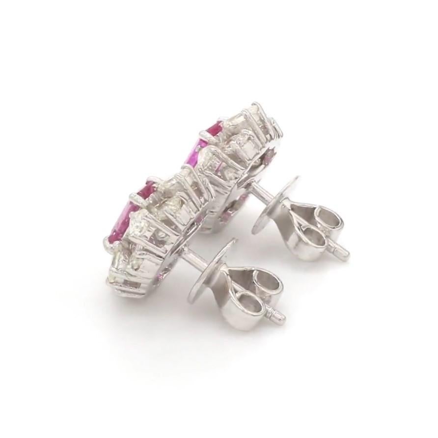 Boucles d'oreilles saphir rose naturel et diamant en or 14k Neuf - En vente à New York, NY