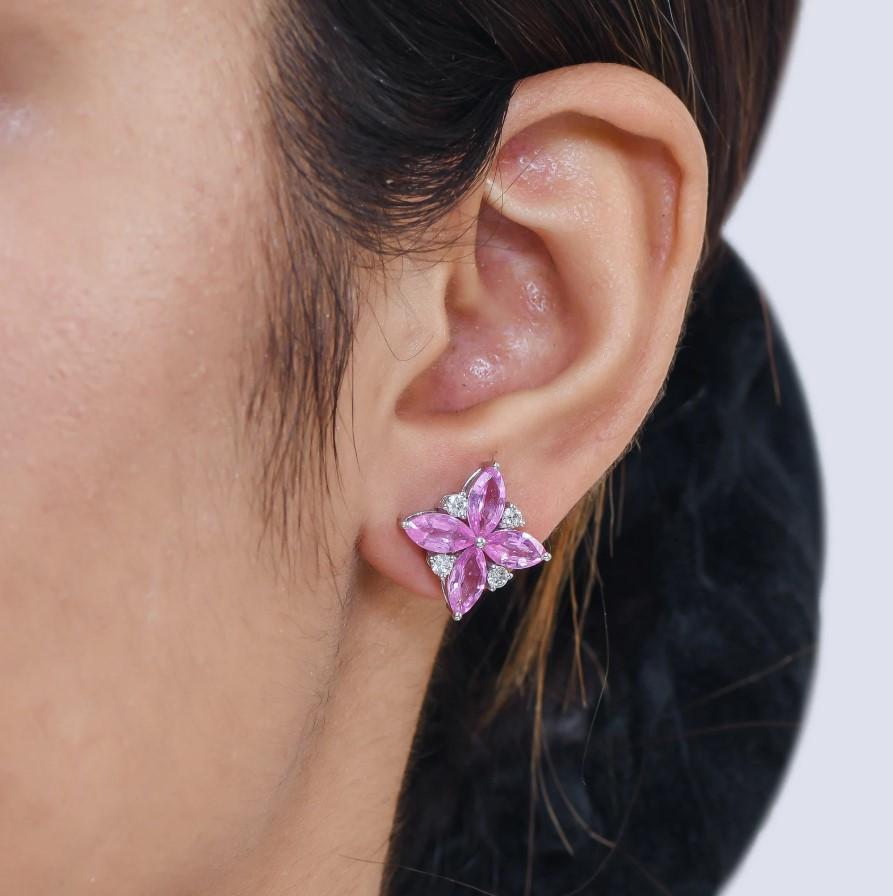 Boucles d'oreilles saphir rose diamant poire or  Boucles d'oreilles poire naturelle saphir rose diamant clous d'oreilles or  Boucles d'oreilles saphir rose

DÉTAILS DES PIERRES PRÉCIEUSES :
✦ Pierre précieuse : Saphir rose
✦ Gemstone Type :
