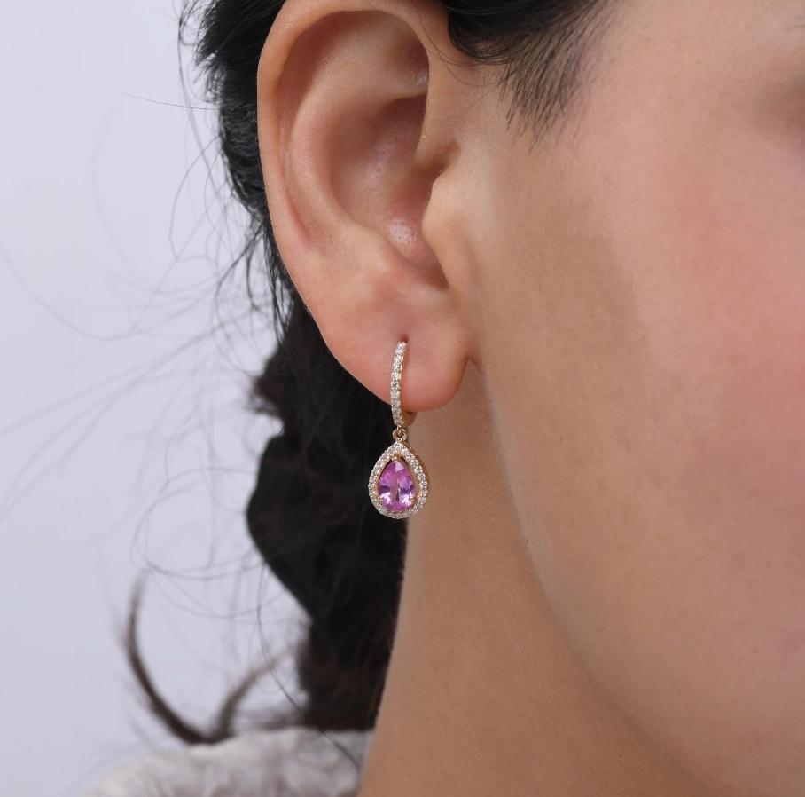 Taille Asscher Boucles d'oreilles saphir rose naturel et diamant en or 18k en vente