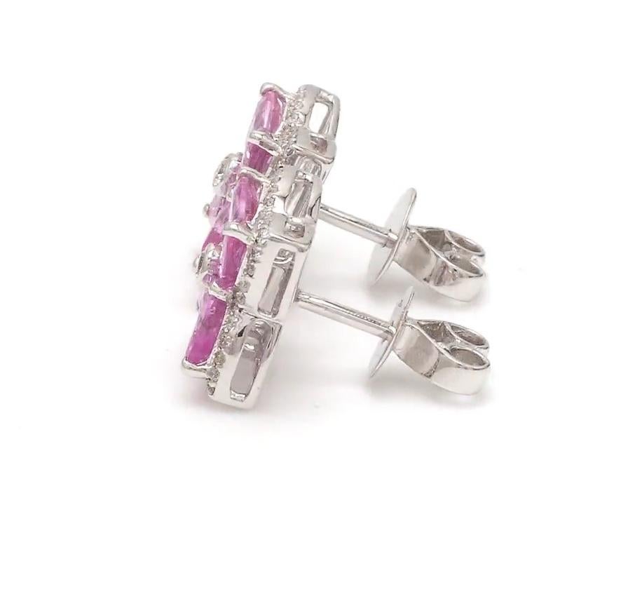Natural pink sapphire diamond earrings in 18k gold In condizioni Nuovo in vendita a jaipur, IN