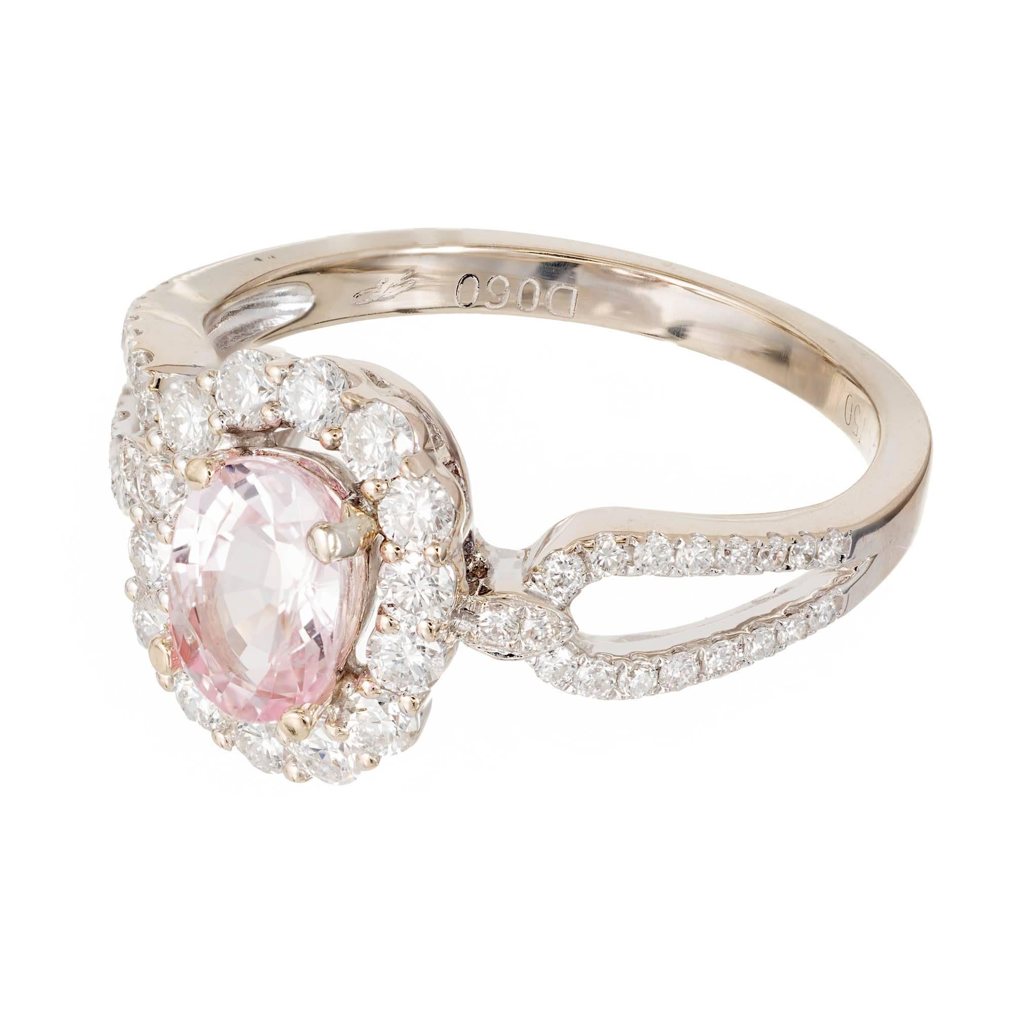 1.13 Carat Natural Pink Sapphire Diamond Halo Gold Engagement Ring In Good Condition In Stamford, CT