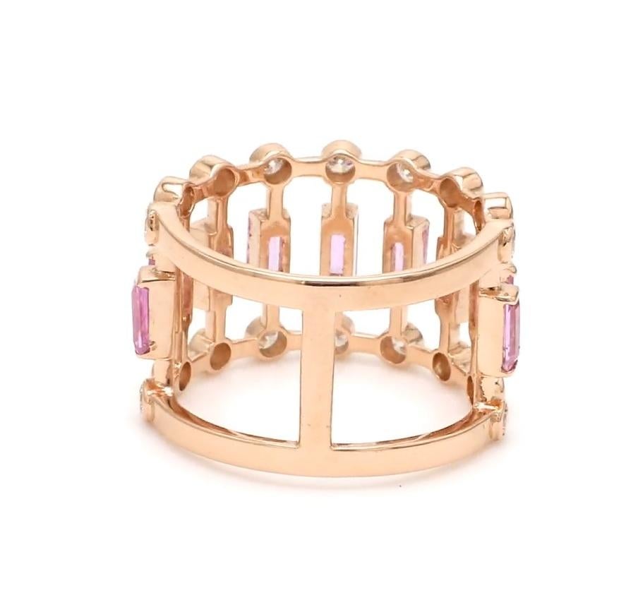 STEIN DETAILS :
✦ Edelstein : Rosa Saphir
✦ Edelsteinart : Natürlich
✦ Größe der Edelsteine: 4x2 MM
✦ Form des Edelsteins: Baguetteschliff
✦ Anzahl der Edelsteine : 9
✦ Edelsteingewicht : 1 Karat
✦ Edelsteingehalt: AAA

DETAILS ZUM DIAMANTEN :
✦