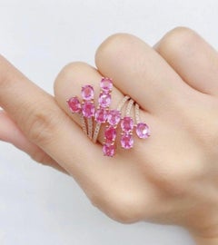 Natural Pink sapphire & Diamond Ring in 18k Gold