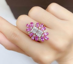 Natural Pink sapphire & Diamond Ring in 18k Gold