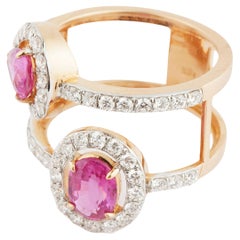 Natural pink sapphire diamond ring in 18k gold