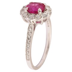 Natural pink sapphire diamond ring in 18k gold