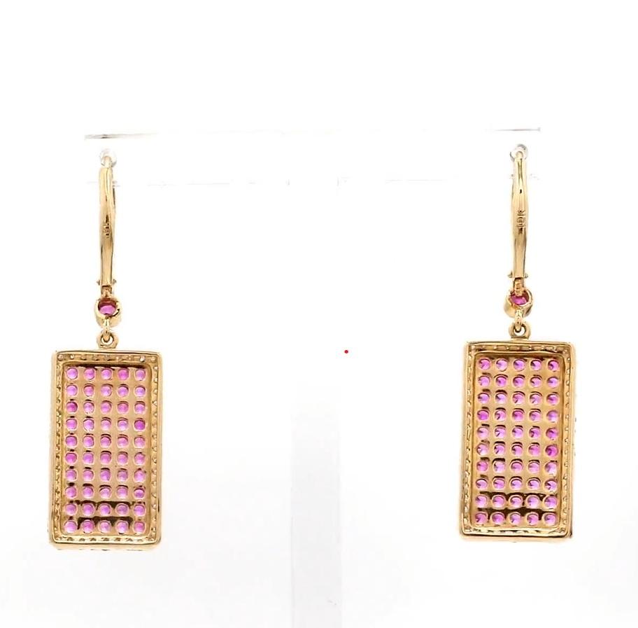 Boucles d'oreilles saphir rose serti de diamants or  Boucles d'oreilles saphir rose naturel clouté or  Boucles d'oreilles saphir rose véritable diamant or

DÉTAILS DES PIERRES PRÉCIEUSES :
✦ Pierre précieuse : Saphir rose
✦ Gemstone Type : Nature
✦