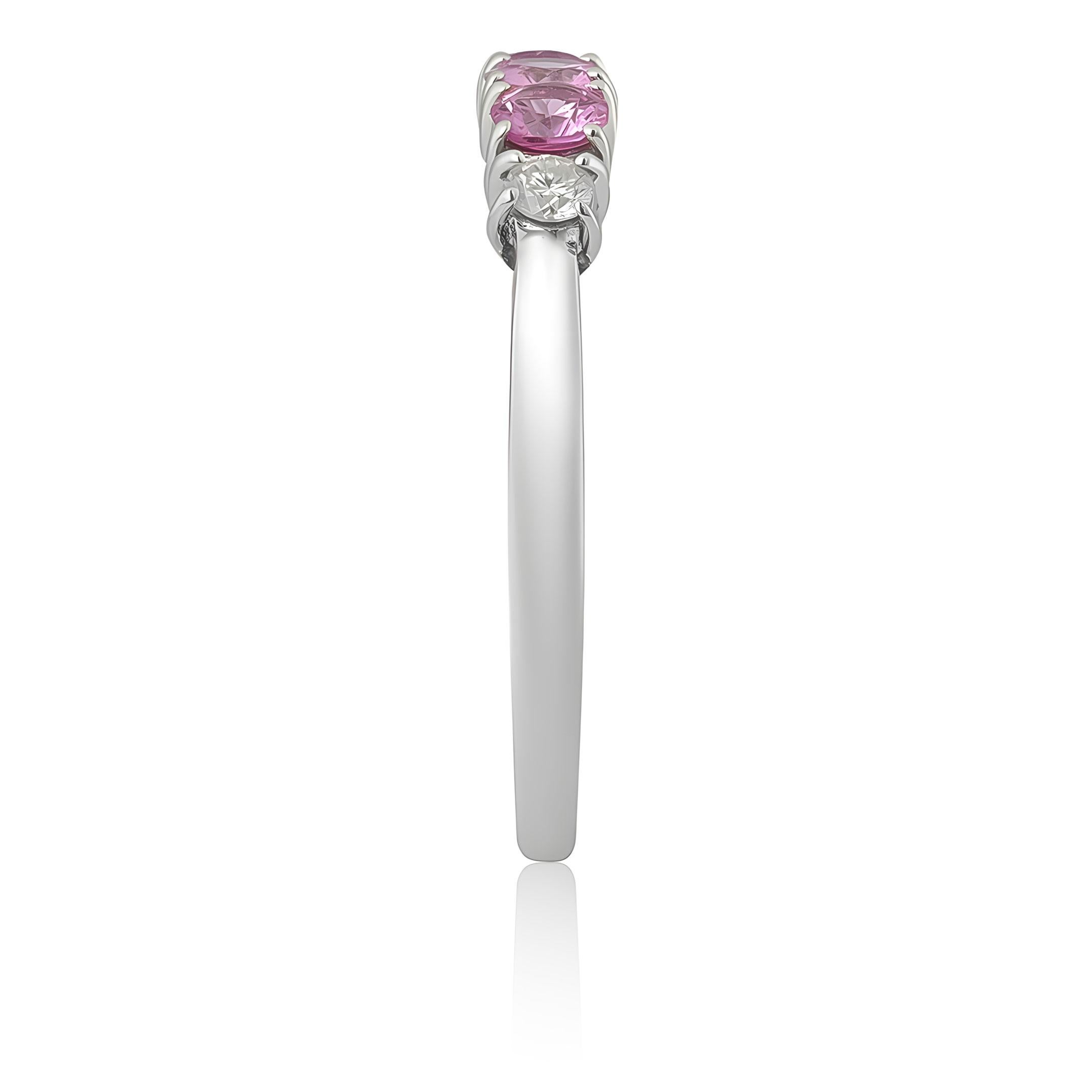 Natural Pink Sapphire Gemstones 0.42 carats in 18K White Gold Ring with Diamonds In New Condition For Sale In Los Angeles, CA