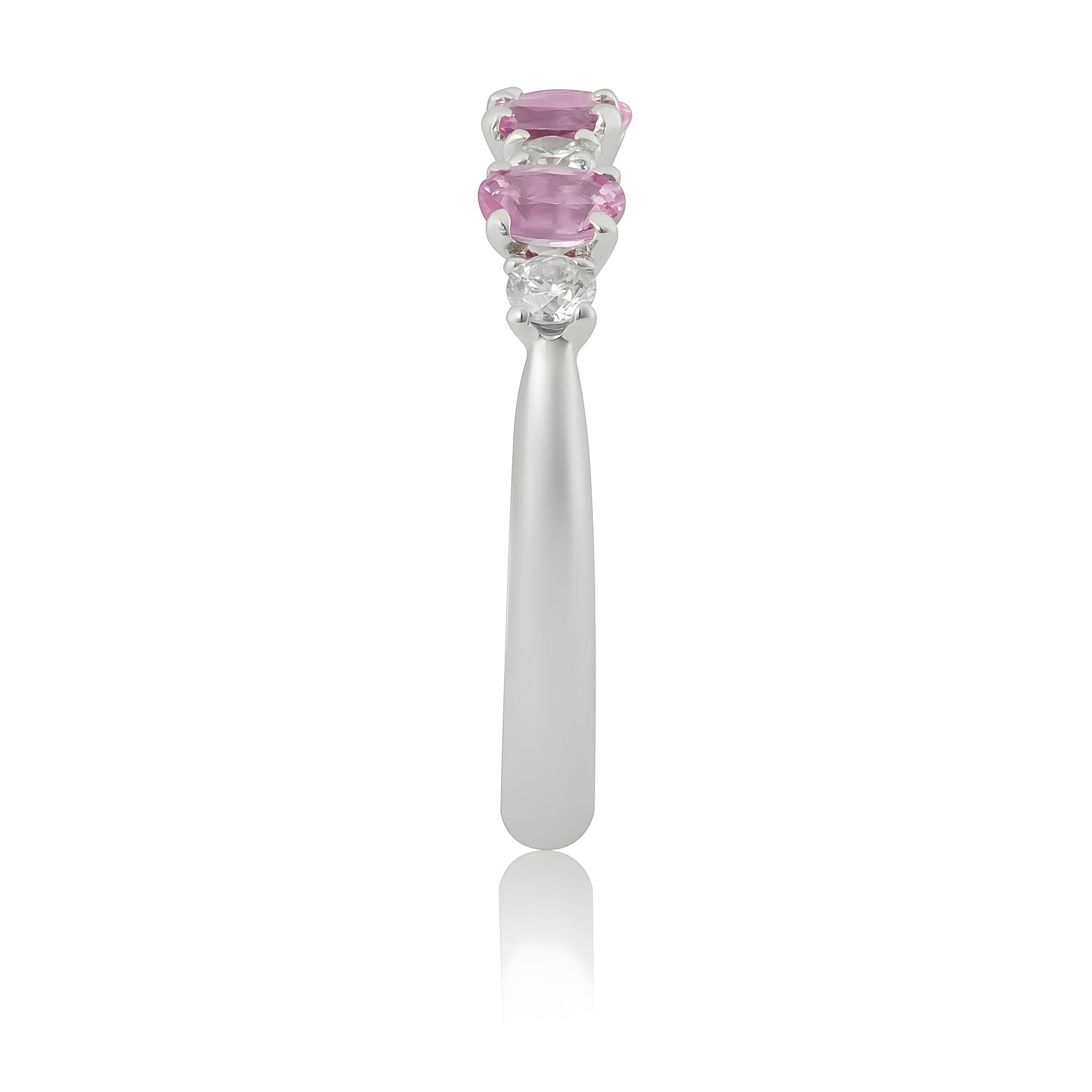 Natural Pink Sapphire Gemstones 0.60 carats in 18K White Gold Ring with Diamonds In New Condition For Sale In Los Angeles, CA